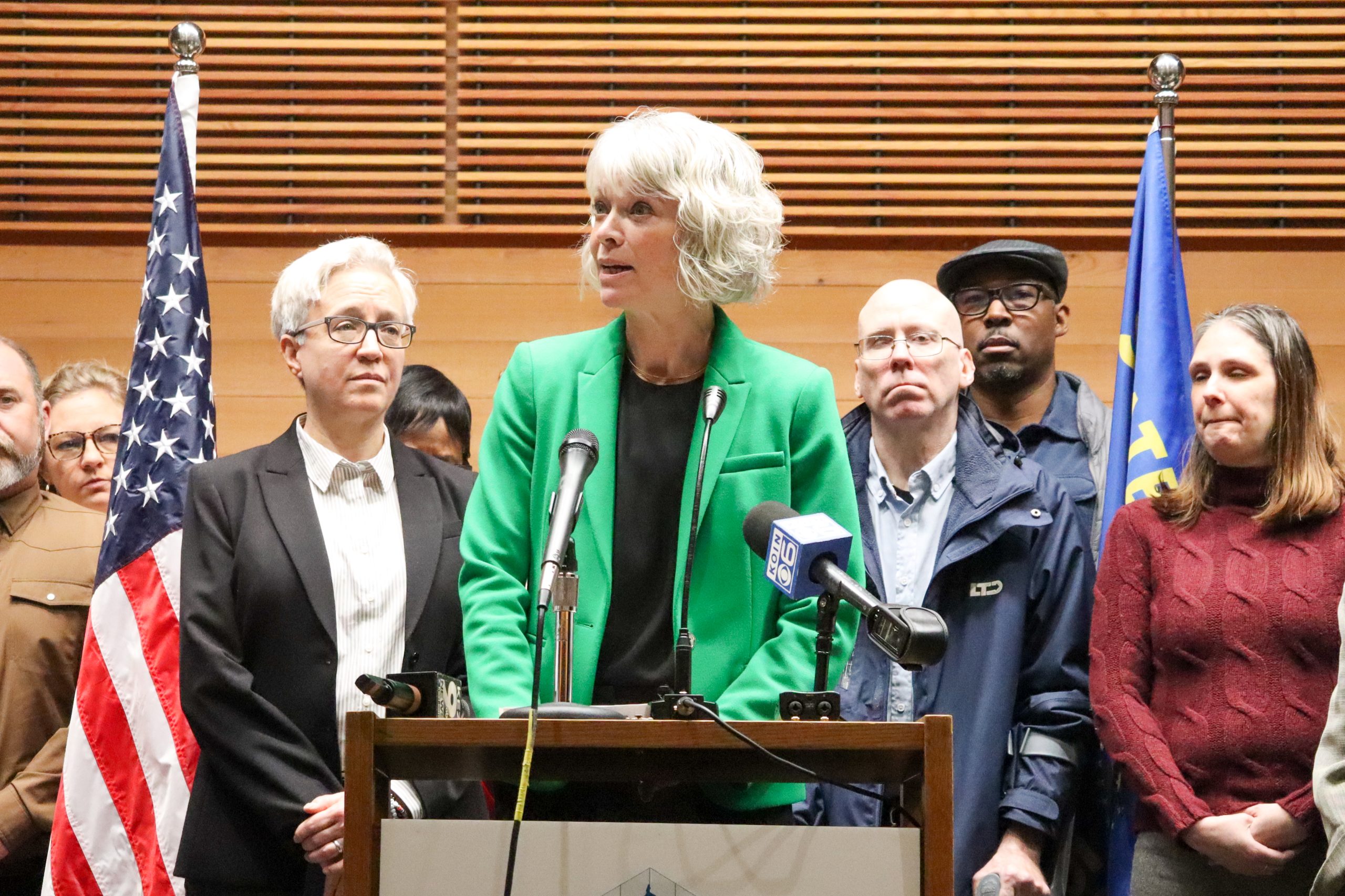 Eugene mayor signs onto letter asking DHS to halt immigration enforcement in Oregon